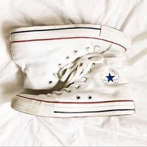 WHITE HIGH TOP CONVERSE